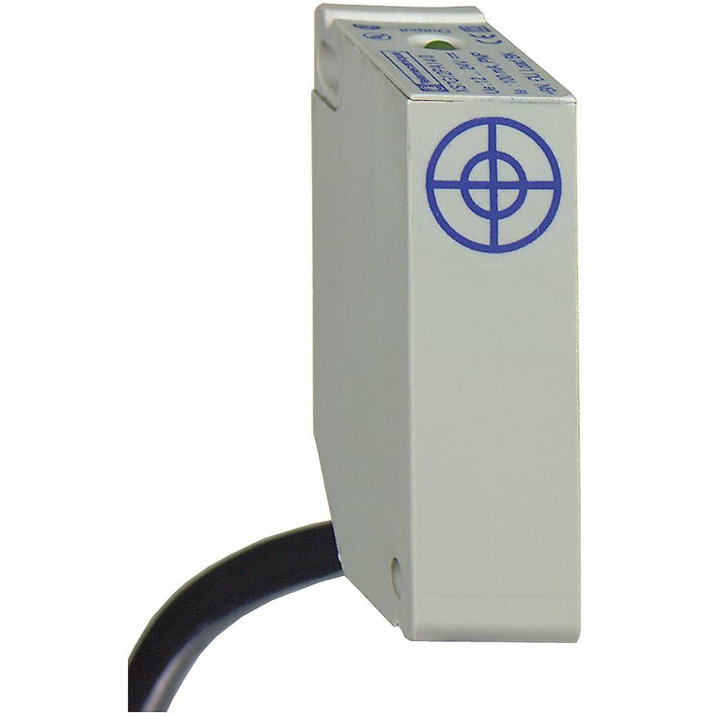 Емкостный датчик приближения Telemecanique Sensors XS8G12PA140