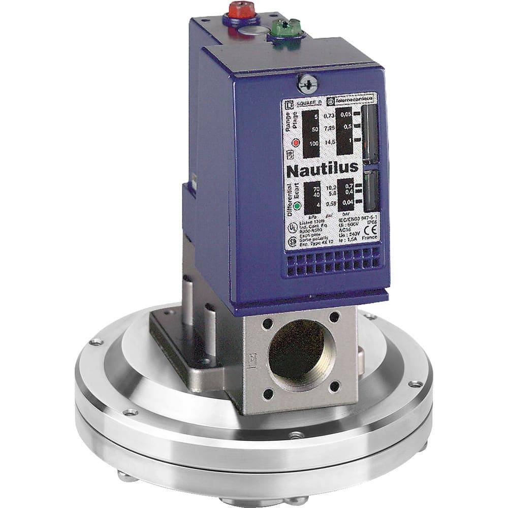 Датчик давления Telemecanique Sensors XMLCS02B2S11