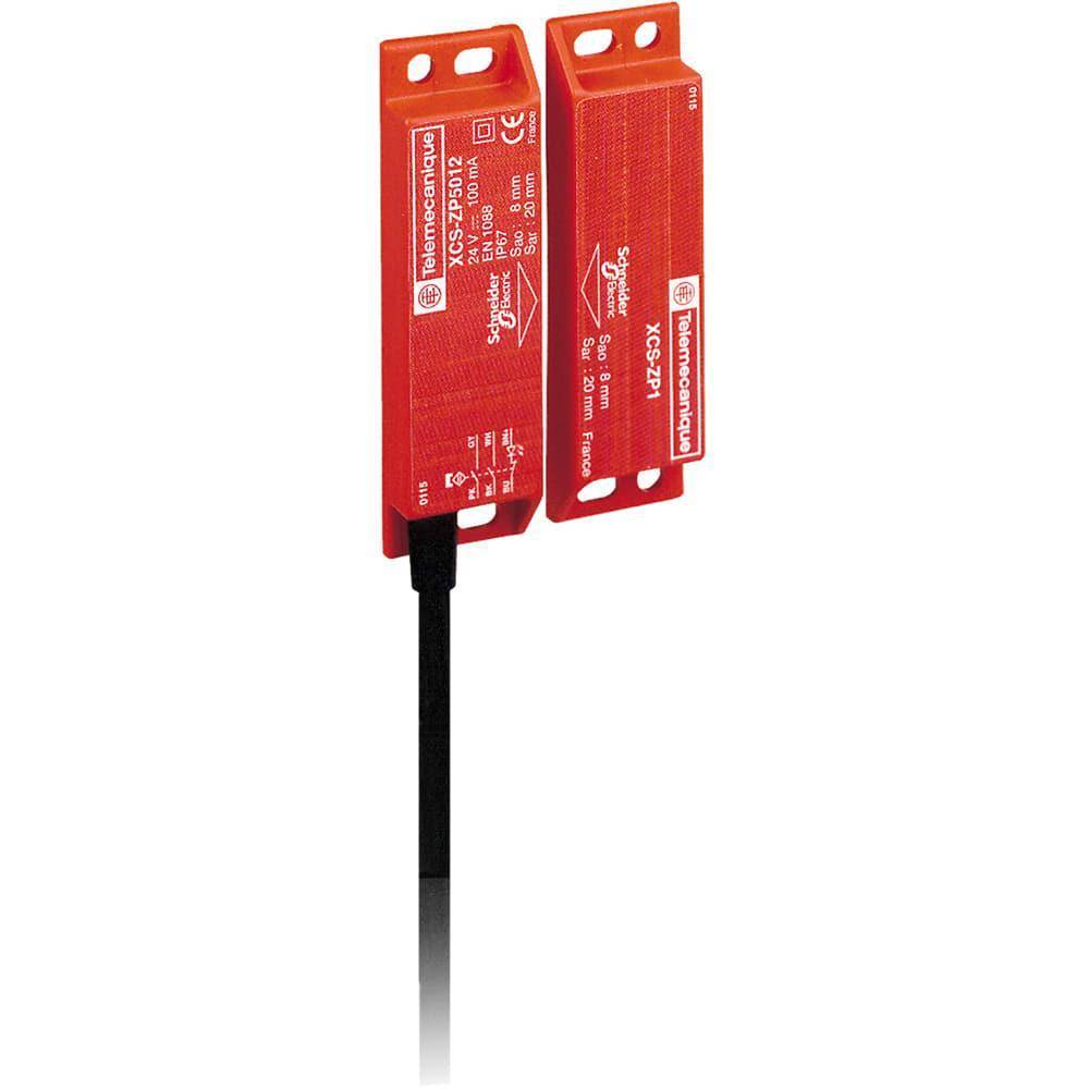Емкостный датчик приближения Telemecanique Sensors XCSDMP5905