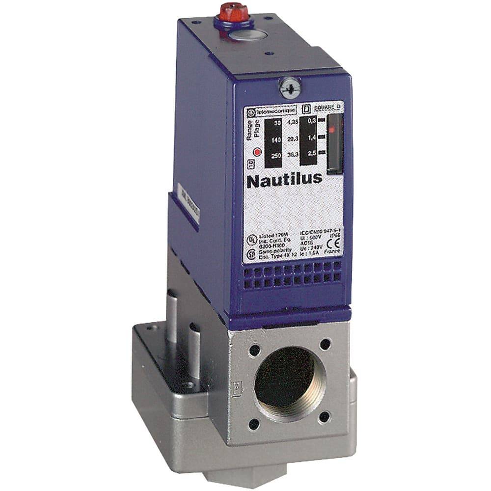 Датчик давления Telemecanique Sensors XMLA002C2C11