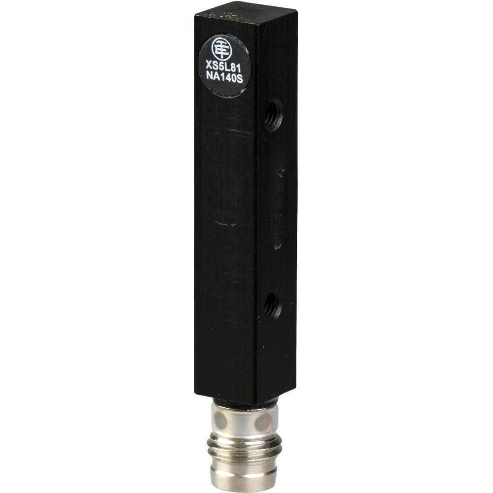 Емкостный датчик приближения Telemecanique Sensors XS606B3CAL2
