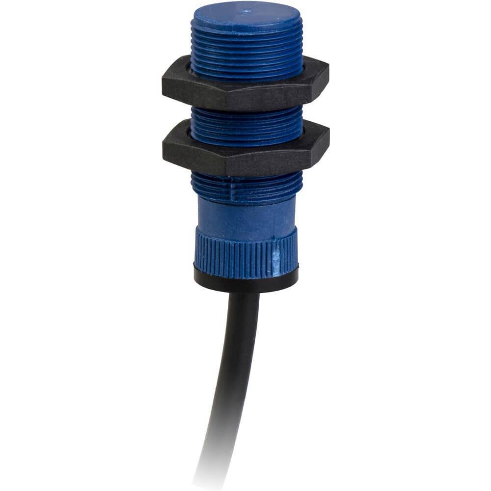Емкостный датчик приближения Telemecanique Sensors XS4P30MA230A