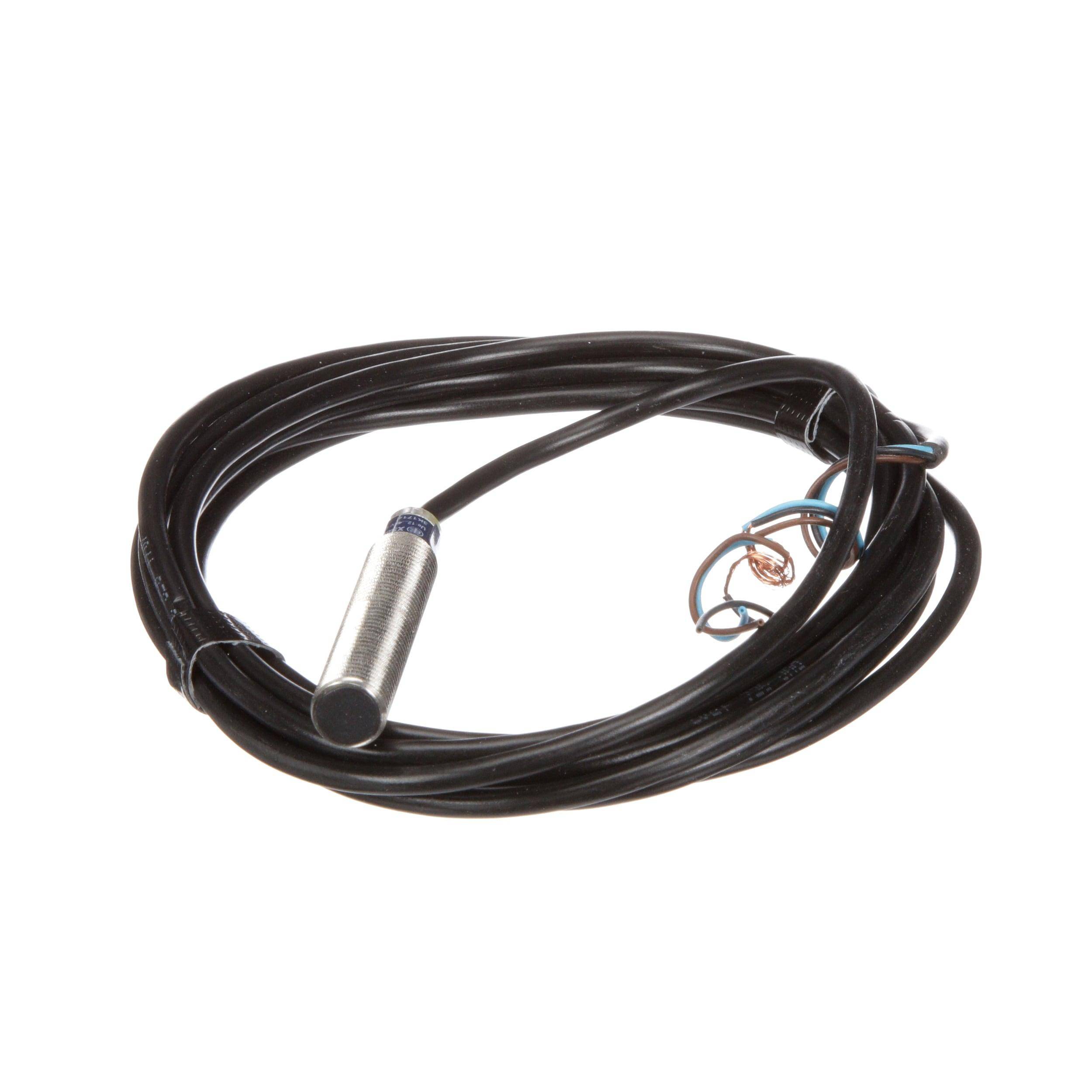 Индуктивный датчик приближения Telemecanique Sensors XS608B1NBL2