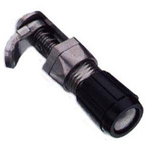 81/82/85 — DZUS® Lion Quarter-Turn Fasteners 85-11-240-16 Southco
