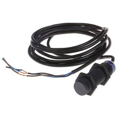 Индуктивный датчик приближения Telemecanique Sensors XS4P18PA370