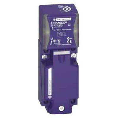 Индуктивный датчик приближения Telemecanique Sensors XS8C4A4NCG13