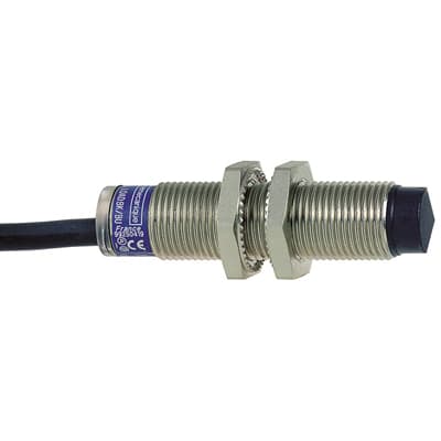 Индуктивный датчик приближения Telemecanique Sensors XS2M12KP340L1
