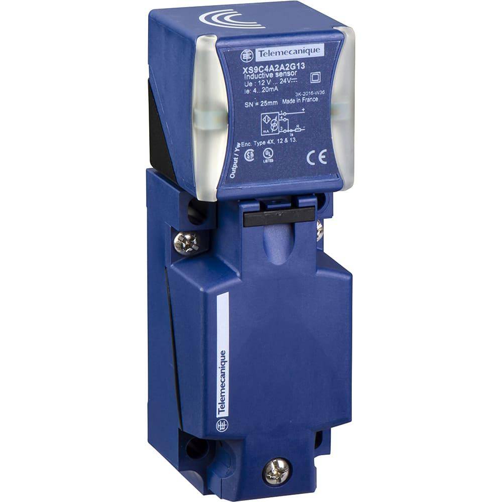 Датчик приближения Telemecanique Sensors XS9C4A2A2G13